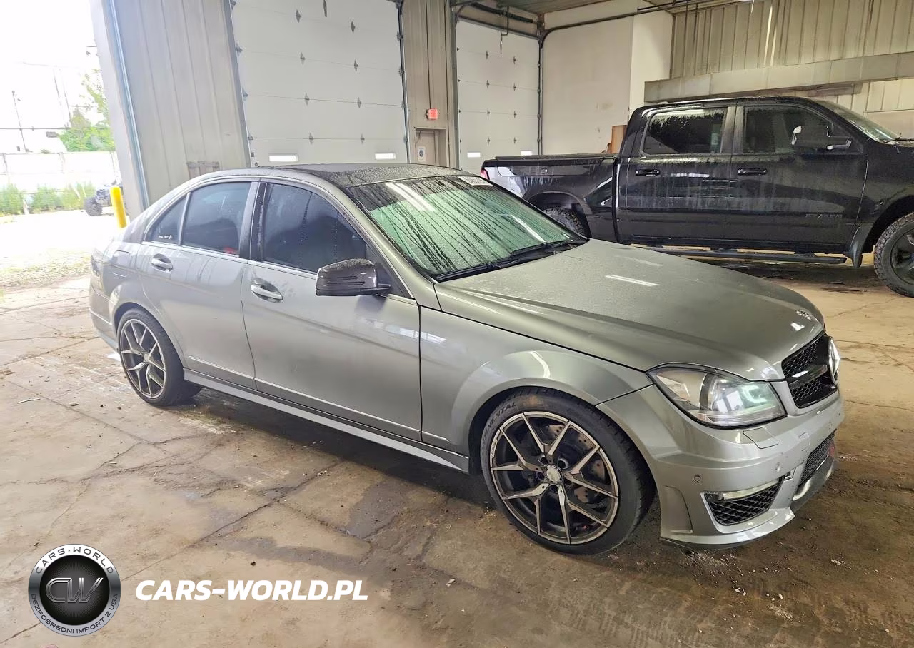 2013 Mercedes-Benz C 300 4Matic VIN:WDDGF8AB0DR270655 - 4
