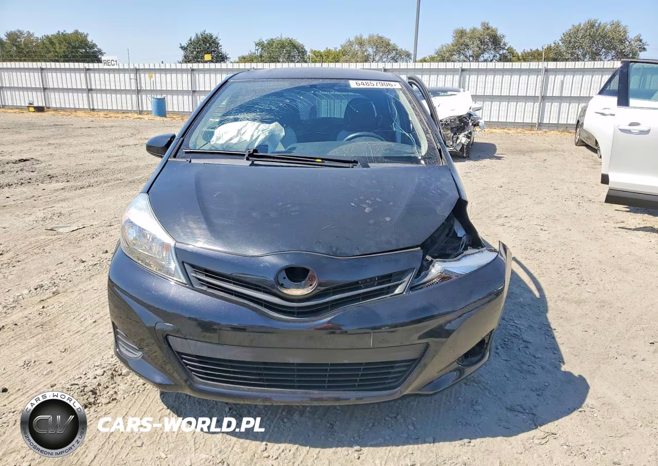 2014 Toyota Yaris 5-Door Le VIN:JTDKTUD37ED573585 - 5