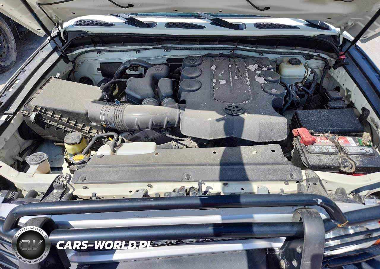 2012 Toyota Fj Cruiser Base VIN:JTEBU4BF9CK127176 - 12