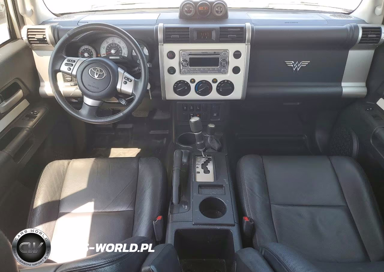 2012 Toyota Fj Cruiser Base VIN:JTEBU4BF9CK127176 - 8
