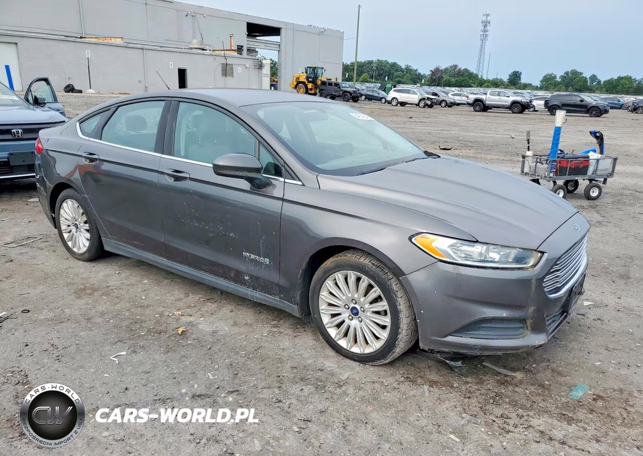 2016 Ford Fusion S Hybrid VIN:3FA6P0UU7GR205642 - 4