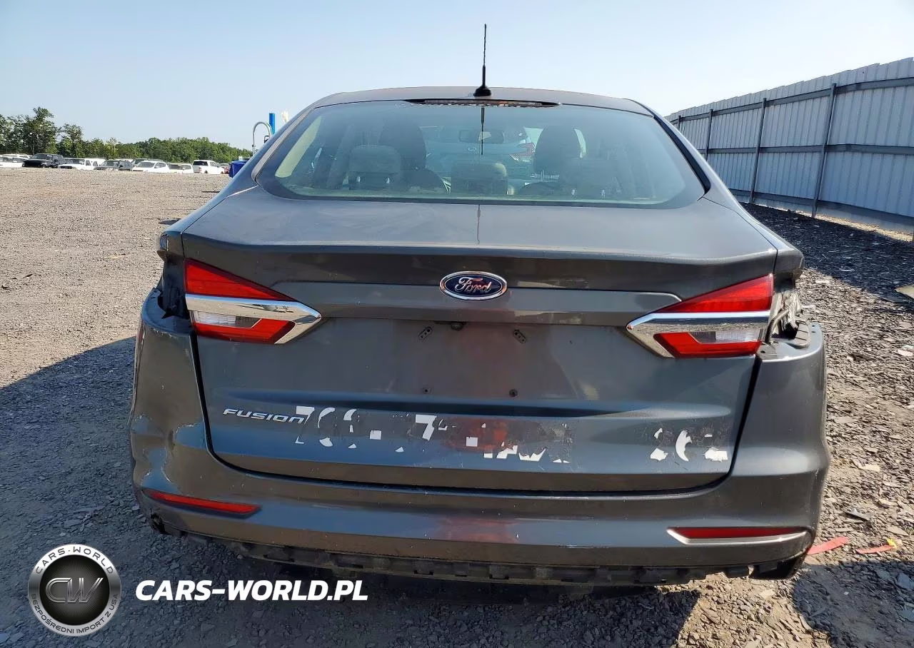 2019 Ford Fusion S VIN:3FA6P0G76KR229705 - 6