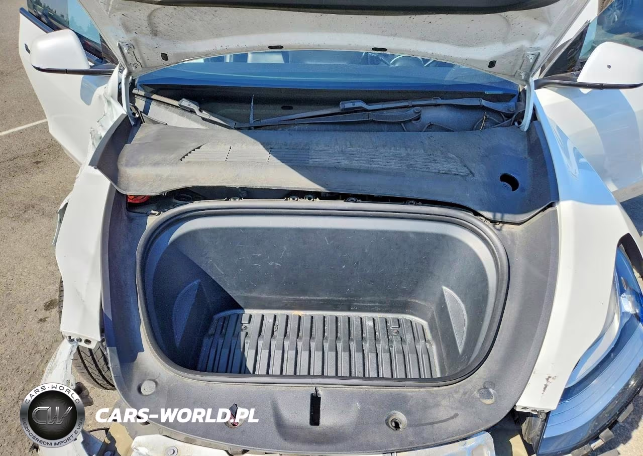 2021 Tesla Model Y VIN:5YJYGDEE2MF072478 - 11