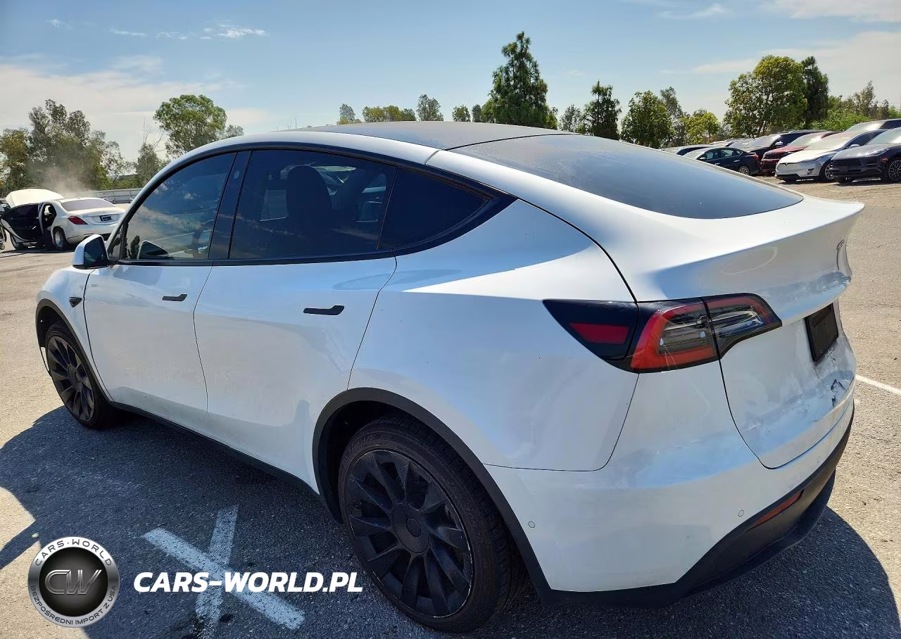 2021 Tesla Model Y VIN:5YJYGDEE2MF072478 - 2