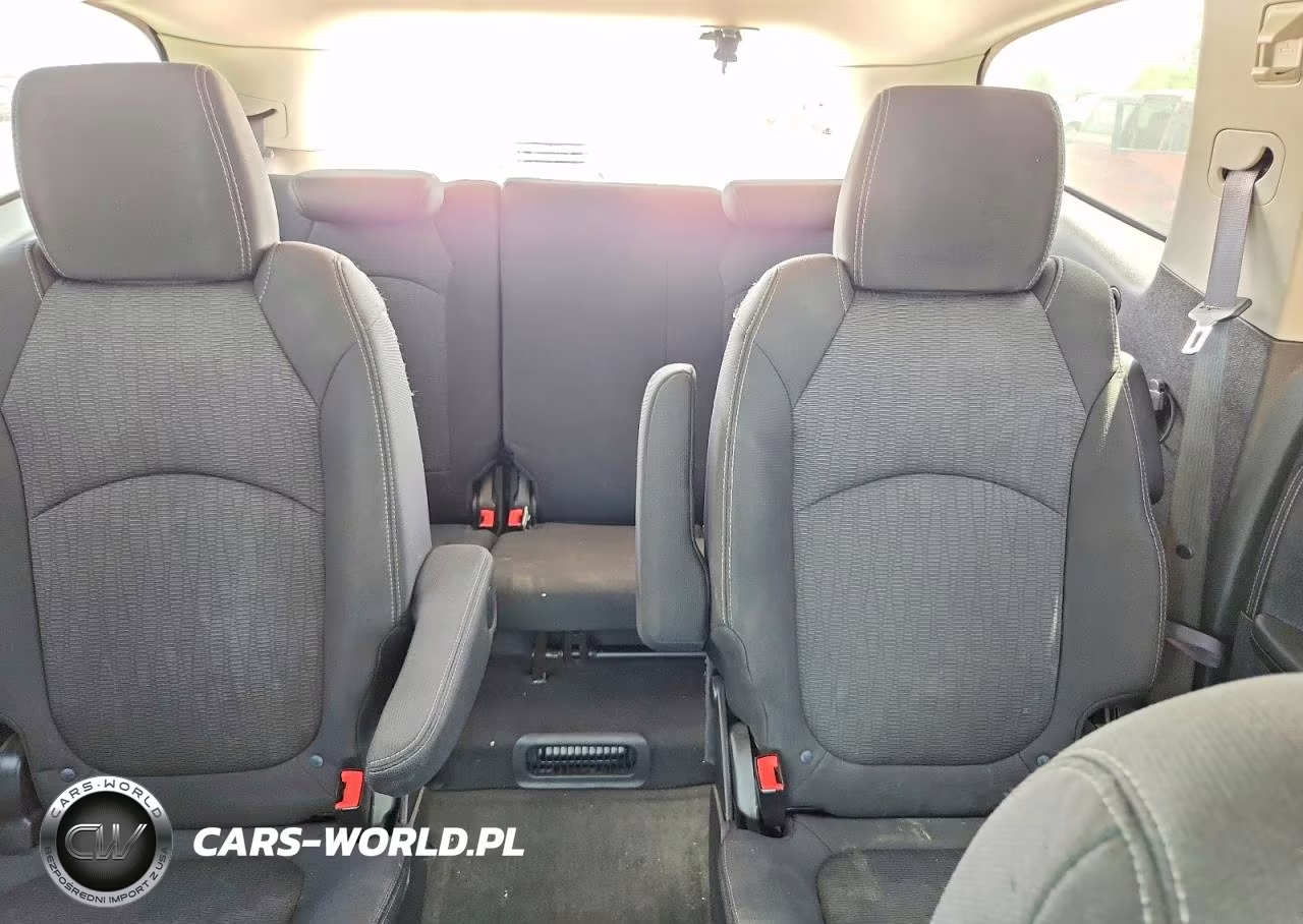 2013 Chevrolet Traverse Lt VIN:1GNKRGKD2DJ145779 - 10