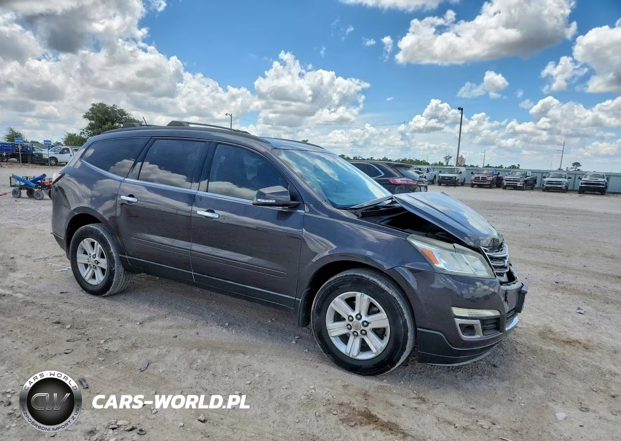 2013 Chevrolet Traverse Lt VIN:1GNKRGKD2DJ145779 - 4