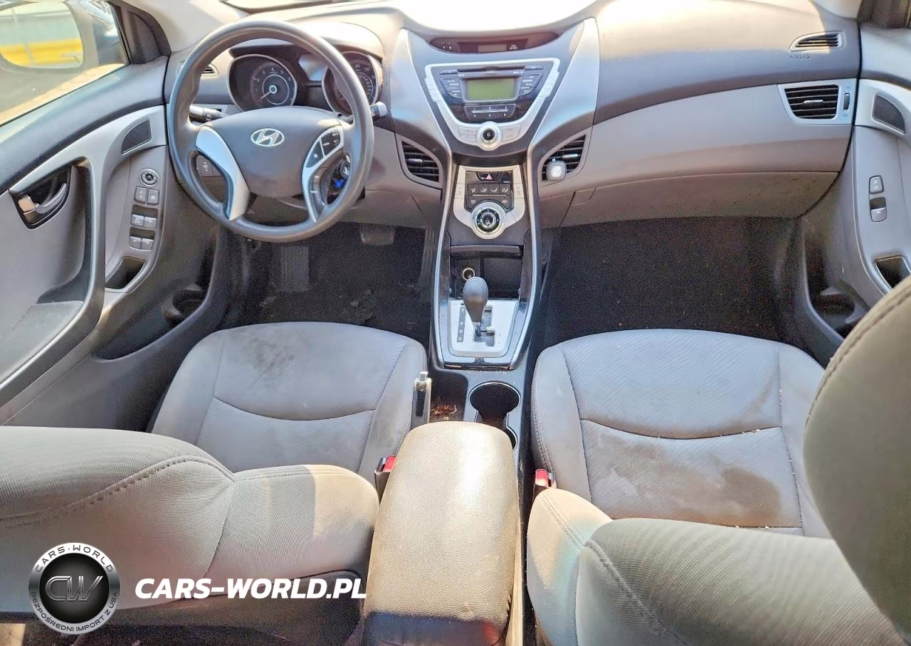 2012 Hyundai Elantra Gls VIN:5NPDH4AE5CH125840 - 8