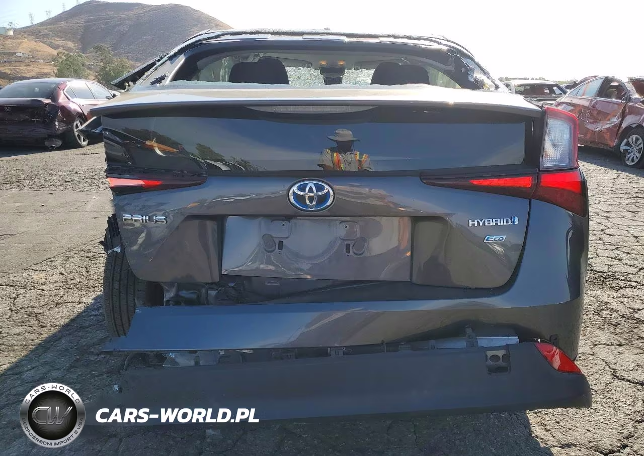 2021 Toyota Prius L Eco VIN:JTDKAMFU5M3151606 - 6