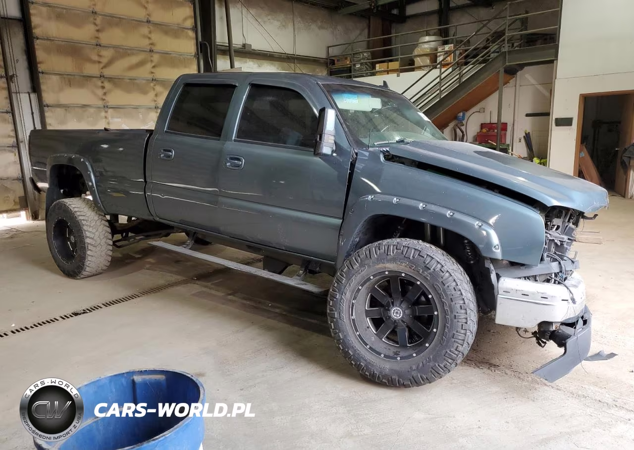 2007 Chevrolet Silverado K2500 Heavy Duty VIN:1GCHK23D97F183459 - 4