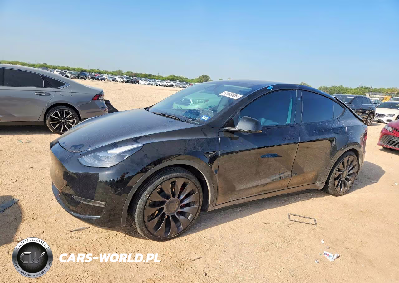 2023 Tesla Model Y – zdjęcie 1 z 24