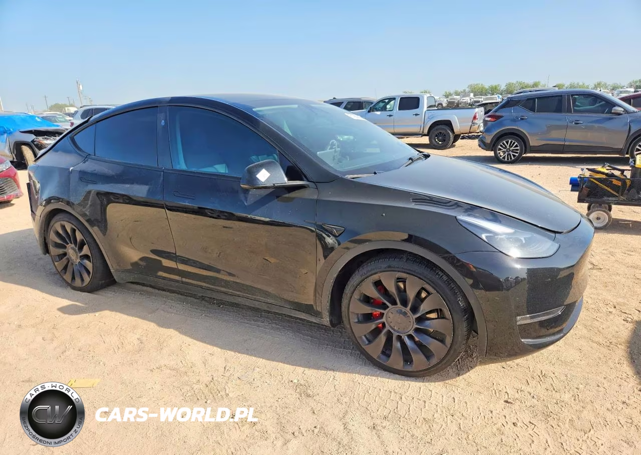 2023 Tesla Model Y VIN:7SAYGDEF2PF976878 - 7