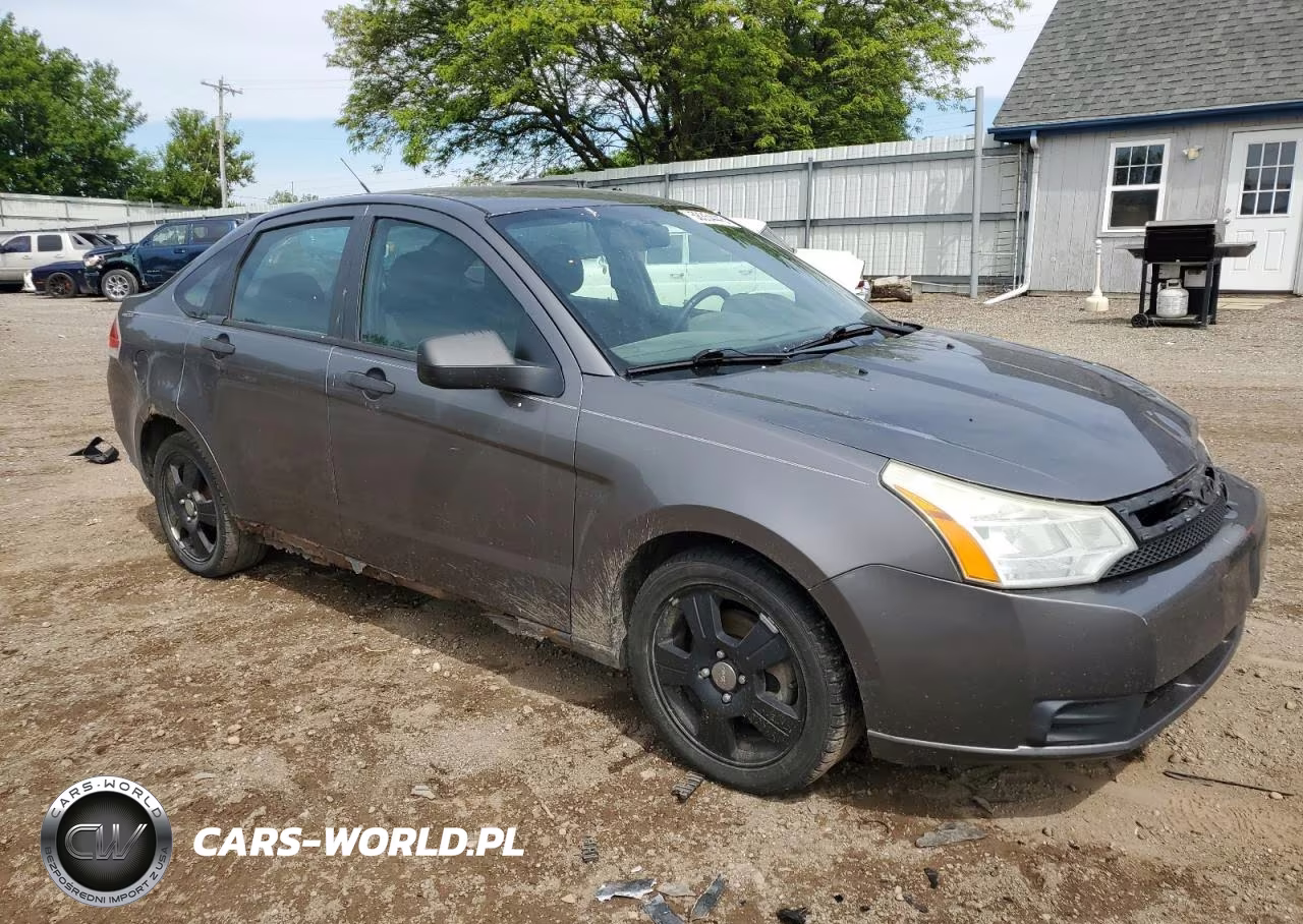 2010 Ford Focus Se VIN:1FAHP3FN6AW165428 - 4