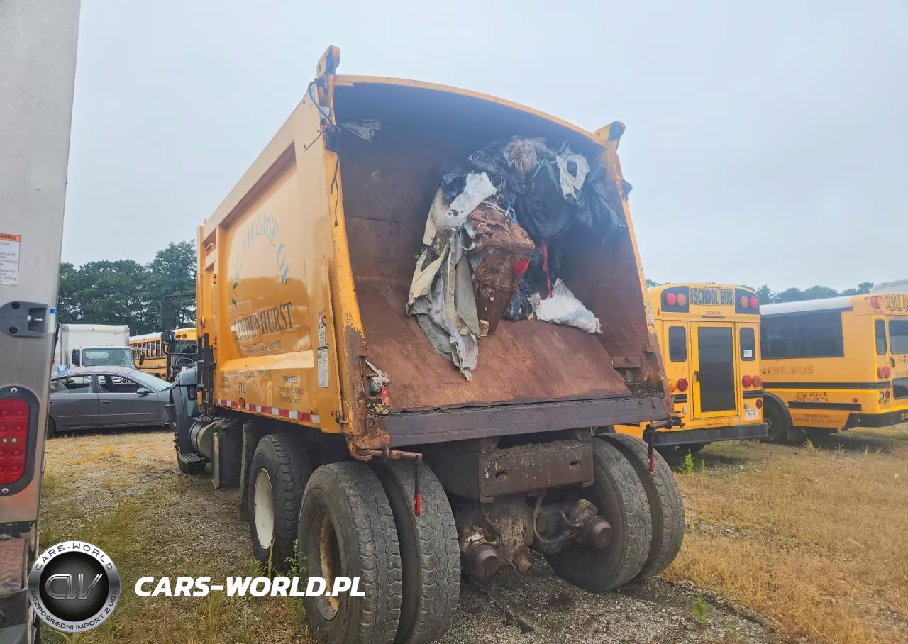 2016 International 7400 Refuse Truck VIN:1HTWGAAT0GH192538 - 2