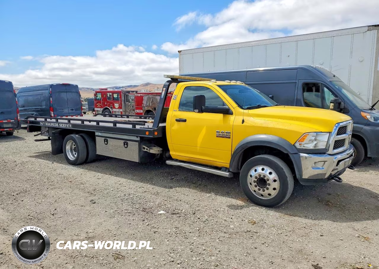 2018 Ram 5500 - Flat Bed Truck VIN:3C7WRMDL1JG181833 - 4