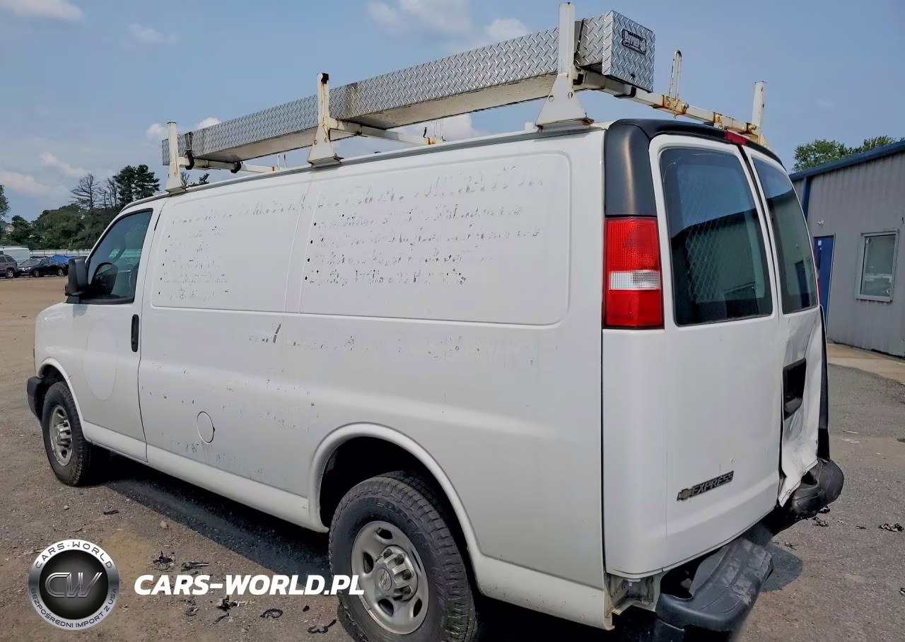 2021 Chevrolet Express G2500 VIN:1GCWGAFP1M1257118 - 2