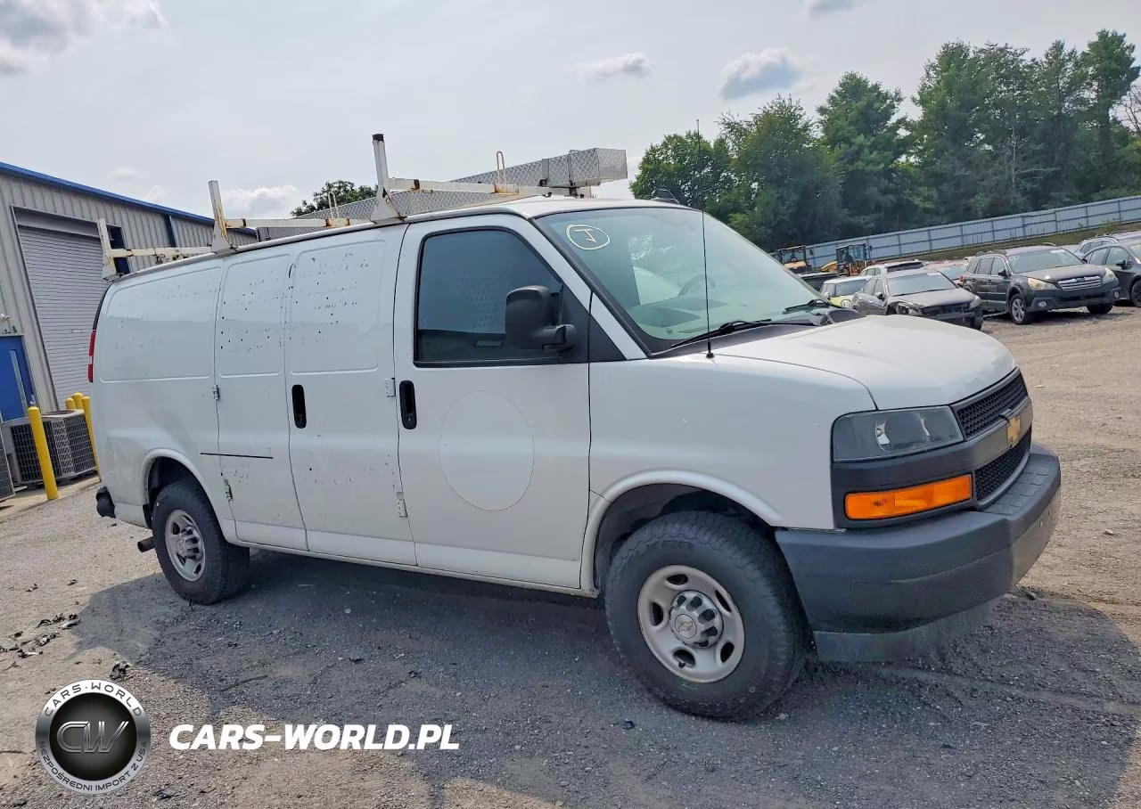 2021 Chevrolet Express G2500 VIN:1GCWGAFP1M1257118 - 4