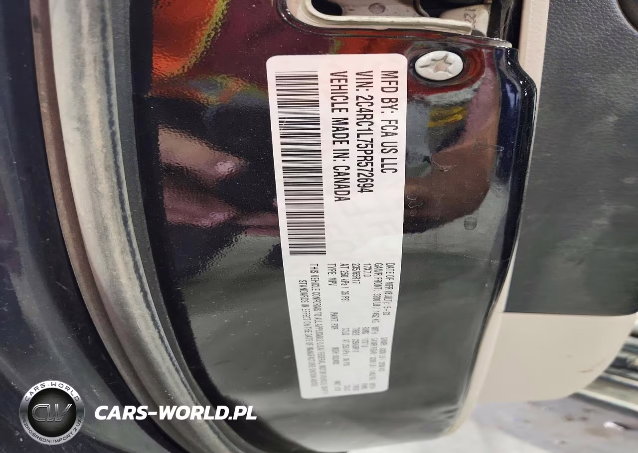 2023 Chrysler Pacifica Hybrid Touring L VIN:2C4RC1L75PR572694 - 13