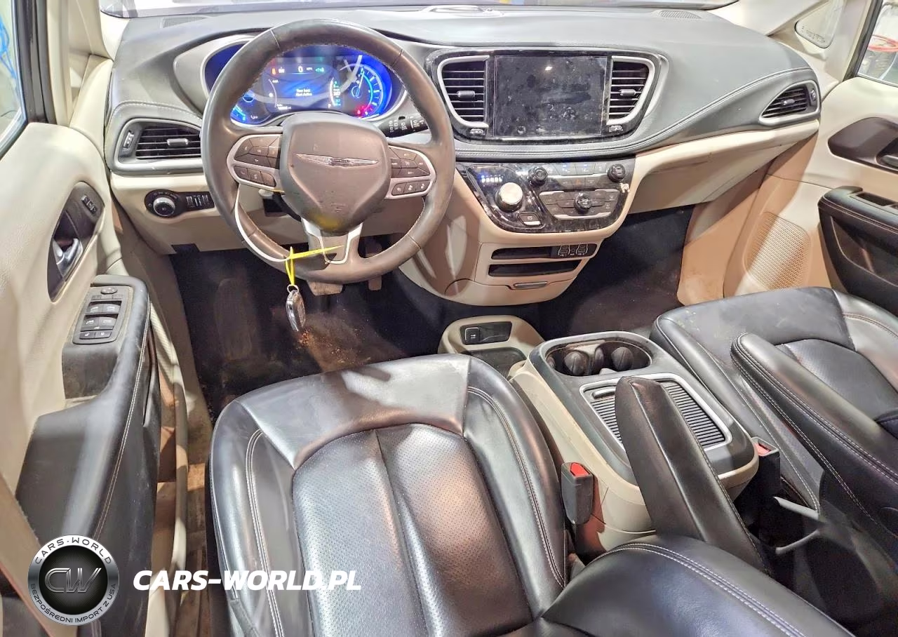 2023 Chrysler Pacifica Hybrid Touring L VIN:2C4RC1L75PR572694 - 8