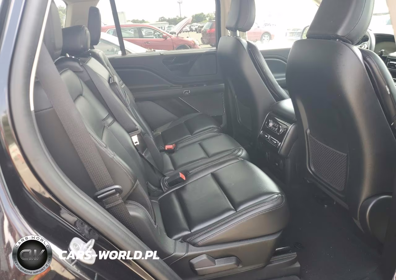 2022 Lincoln Aviator VIN:5LM5J0XC7NGL13251 - 11