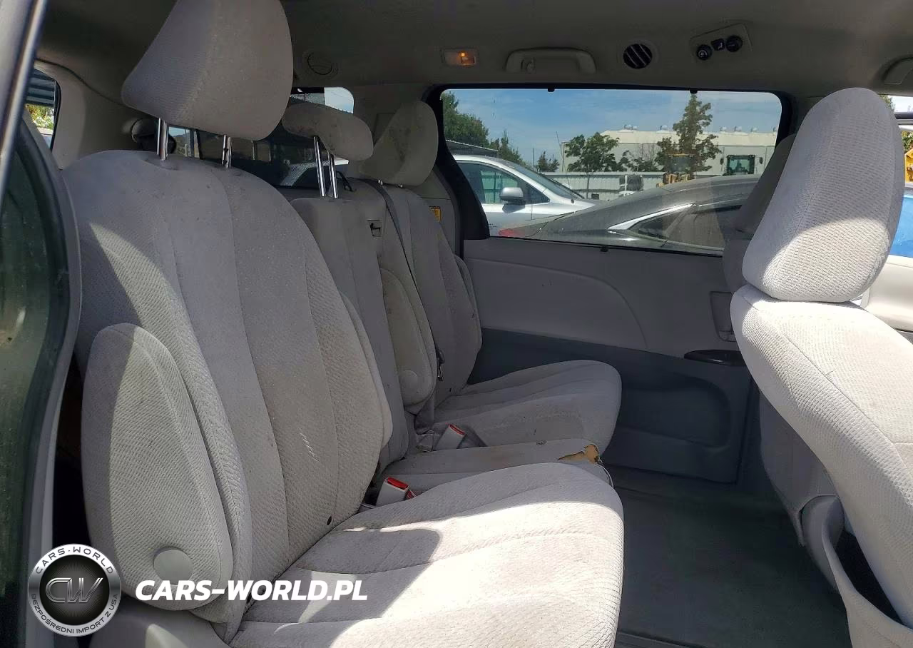 2011 Toyota Sienna Le VIN:5TDKK3DC9BS012107 - 11