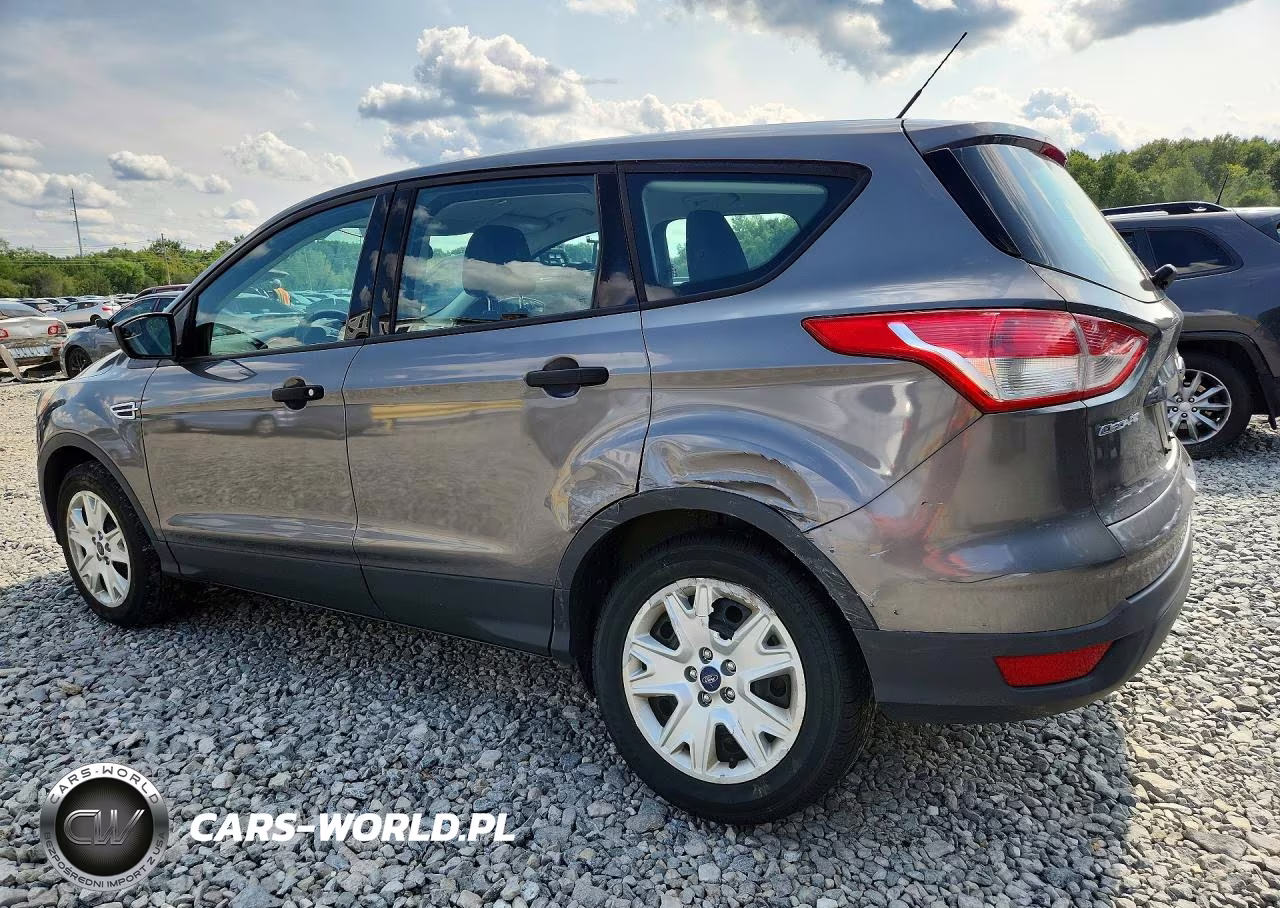 2013 Ford Escape S VIN:1FMCU0F70DUA82747 - 2