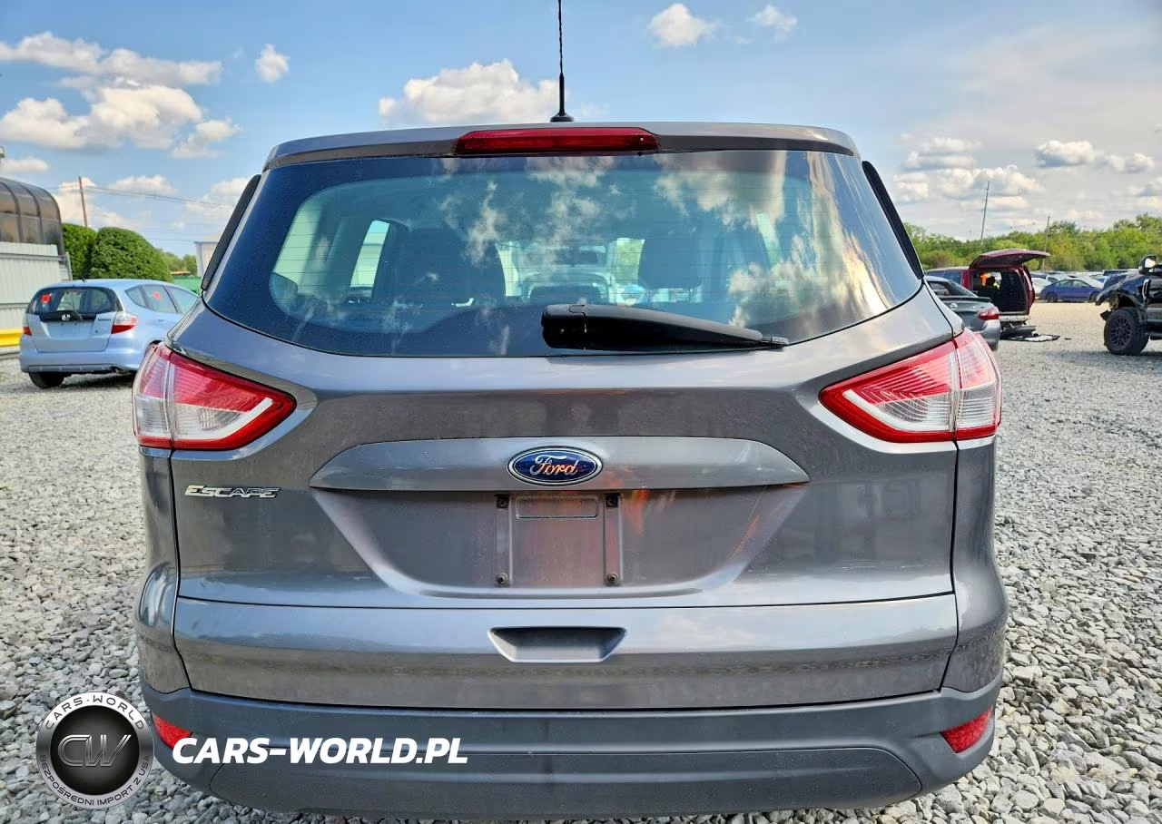 2013 Ford Escape S VIN:1FMCU0F70DUA82747 - 6