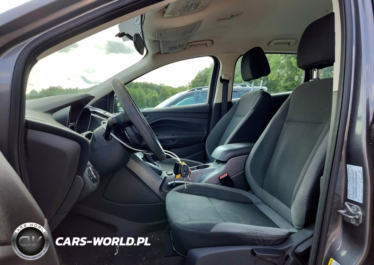 2013 Ford Escape S VIN:1FMCU0F70DUA82747 - 7