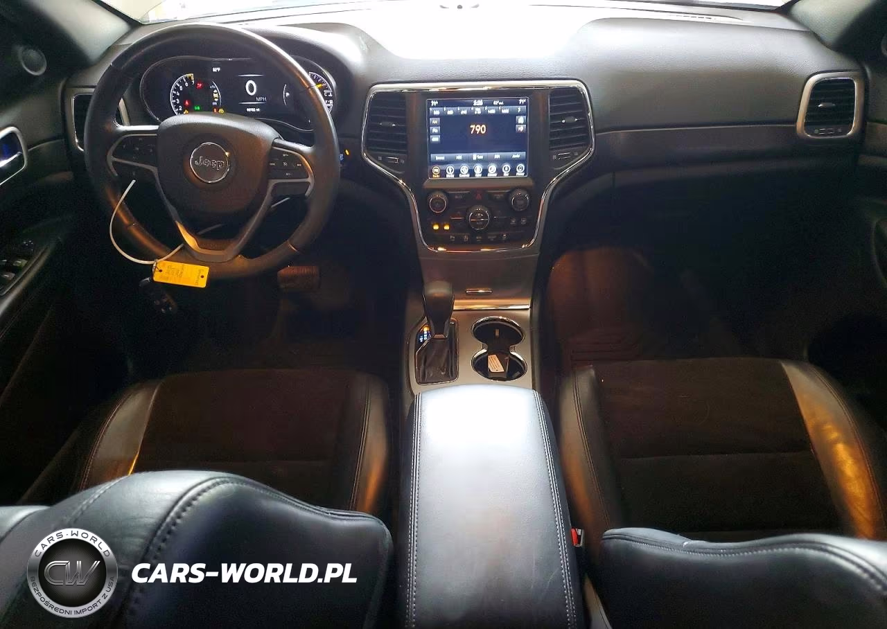 2018 Jeep Grand Cherokee Laredo VIN:1C4RJFAG9JC197799 - 8