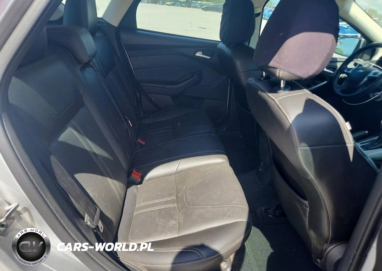 2014 Ford Focus Se VIN:1FADP3K25EL251895 - 10