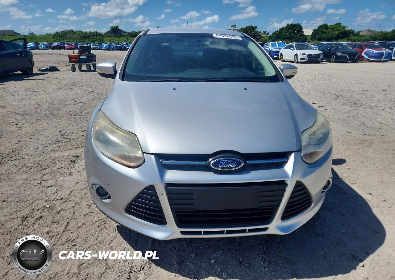 2014 Ford Focus Se VIN:1FADP3K25EL251895 - 5