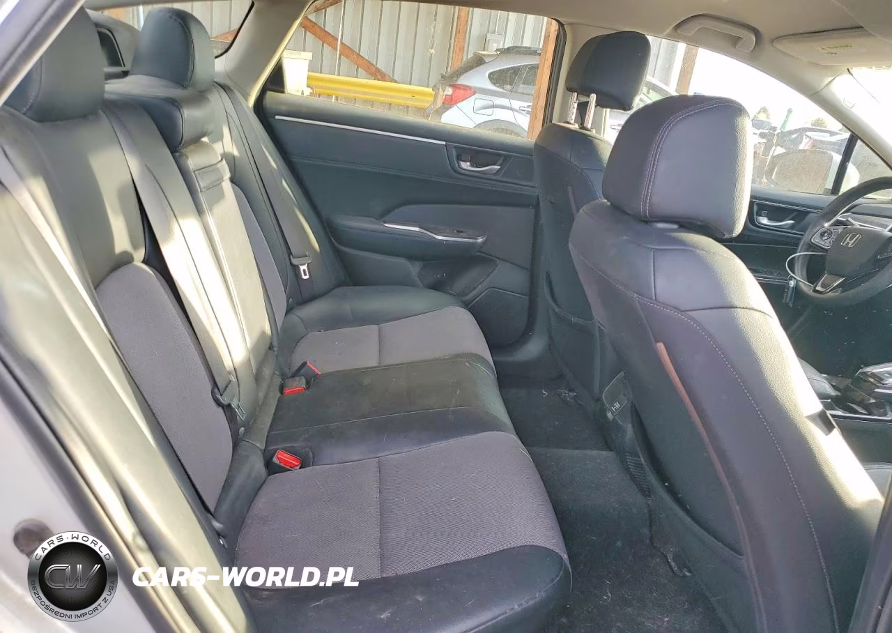 2018 Honda Clarity VIN:JHMZC5F1XJC002073 - 10