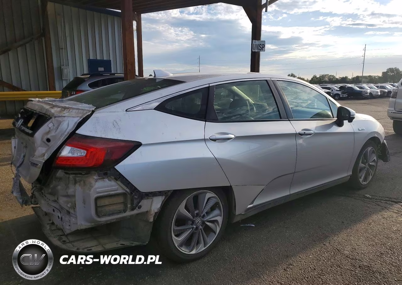2018 Honda Clarity VIN:JHMZC5F1XJC002073 - 3