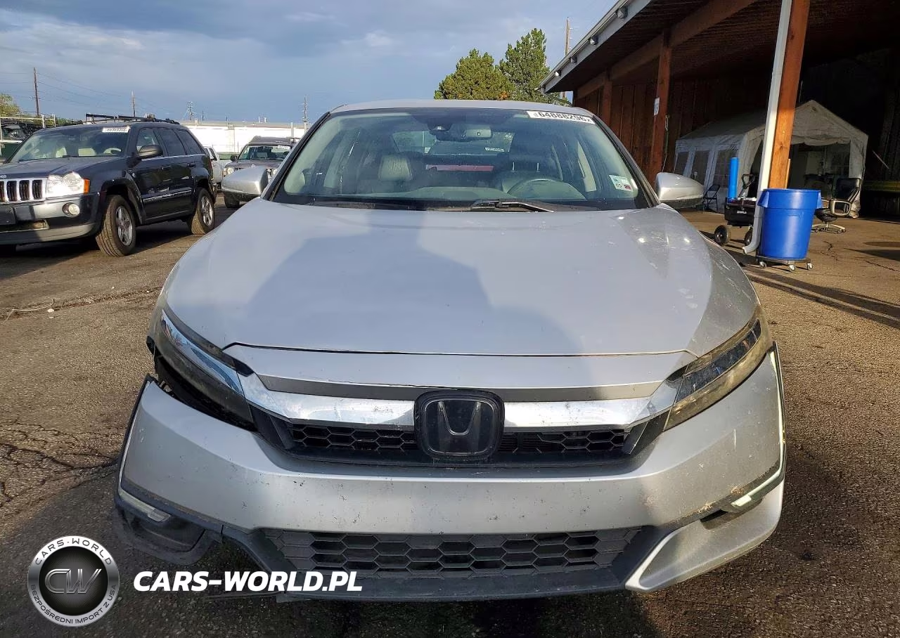 2018 Honda Clarity VIN:JHMZC5F1XJC002073 - 5