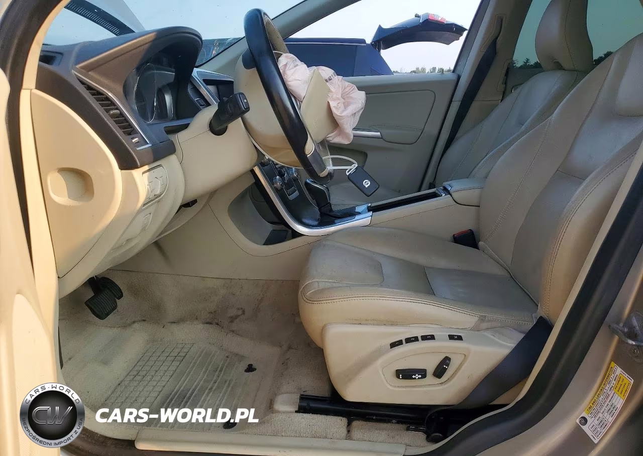 2016 Volvo Xc60 T5 Premier VIN:YV4612RK5G2785327 - 6