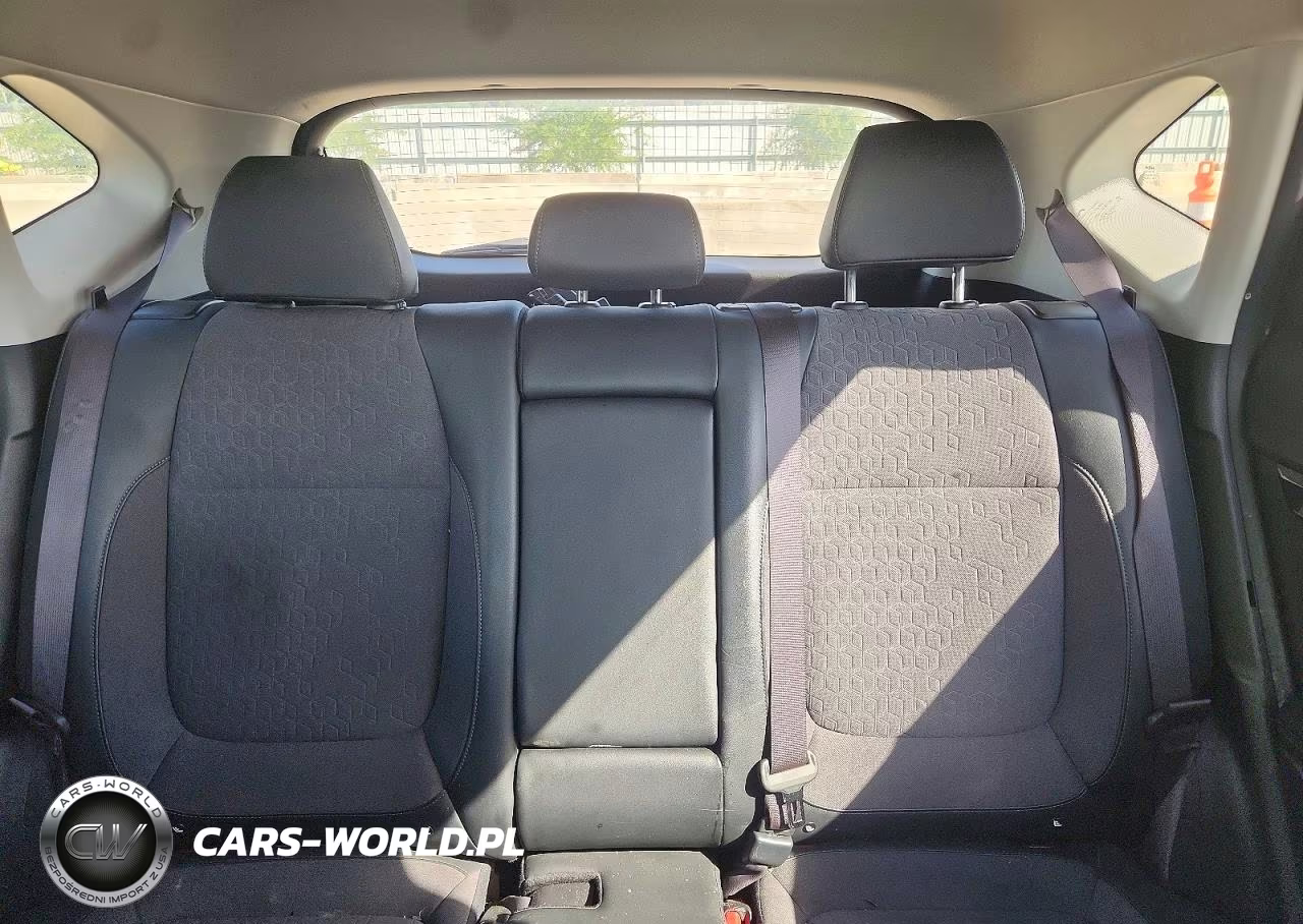 2024 Kia Seltos S VIN:KNDEU2AA6R7601947 - 10