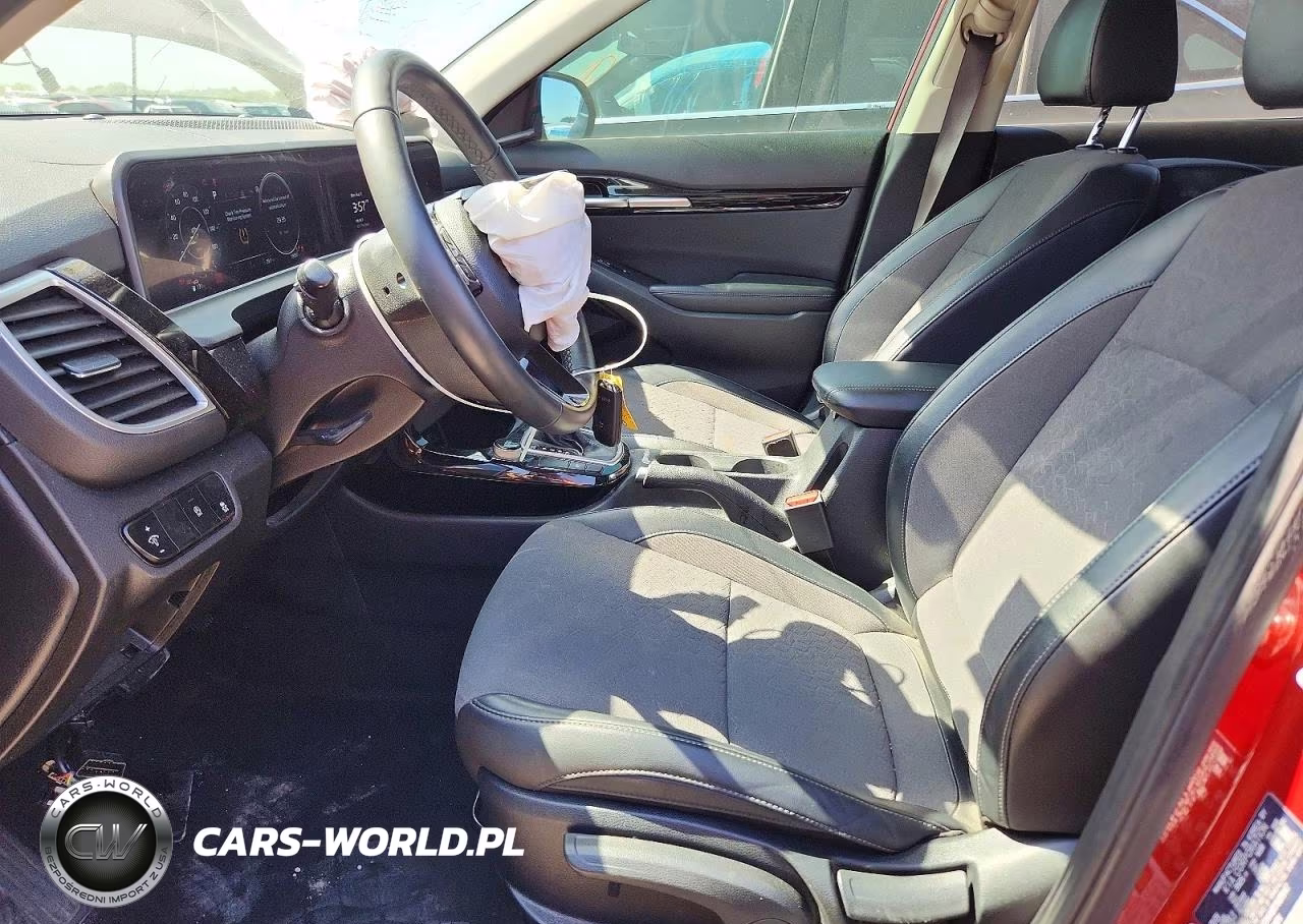 2024 Kia Seltos S VIN:KNDEU2AA6R7601947 - 7