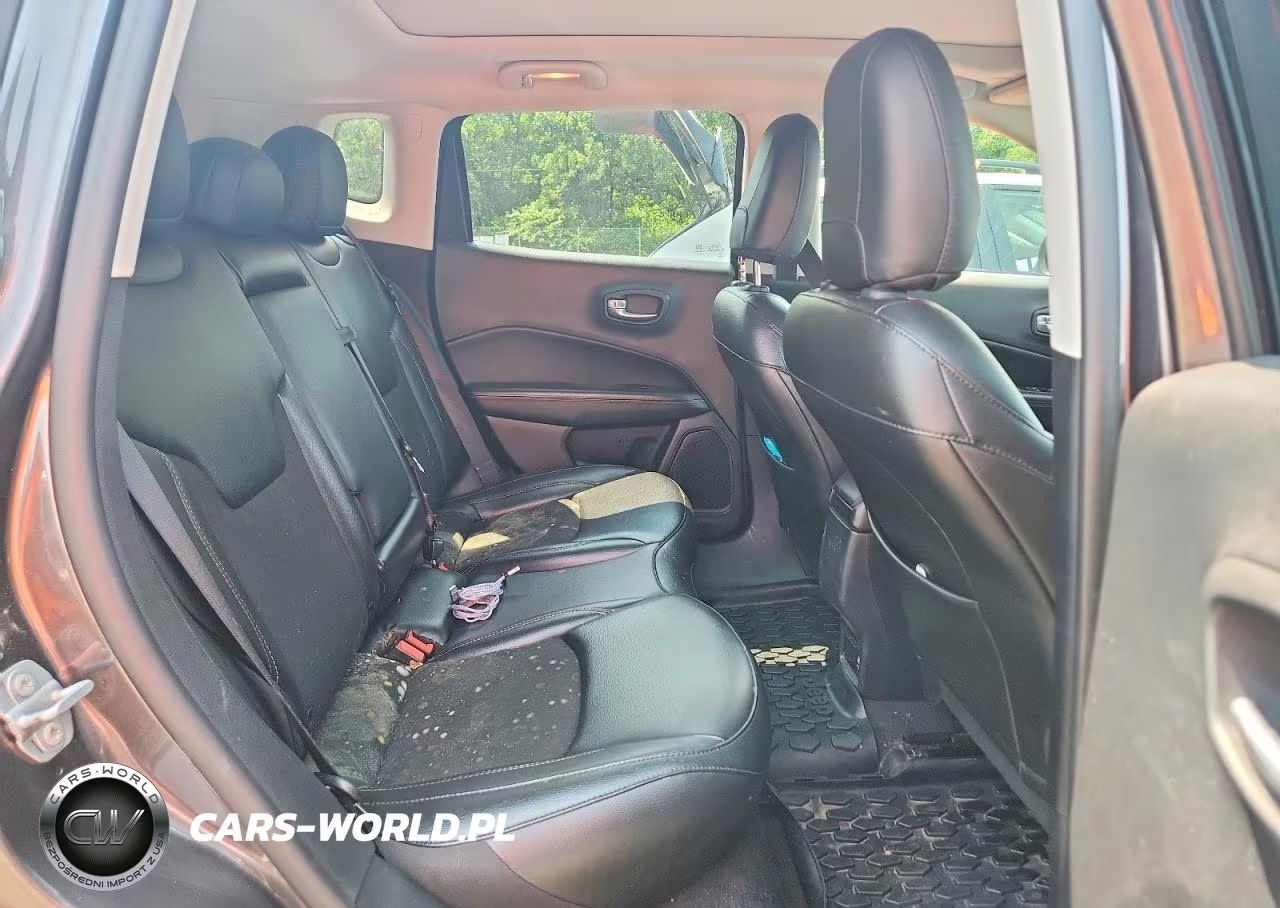 2020 Jeep Compass Latitude VIN:3C4NJDBB4LT230883 - 10