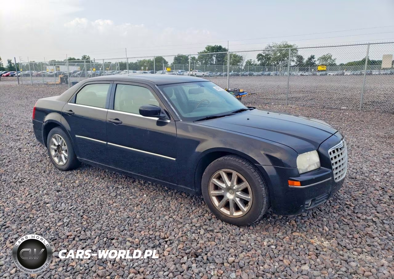 2007 Chrysler 300 Touring VIN:2C3KA53G47H658023 - 4