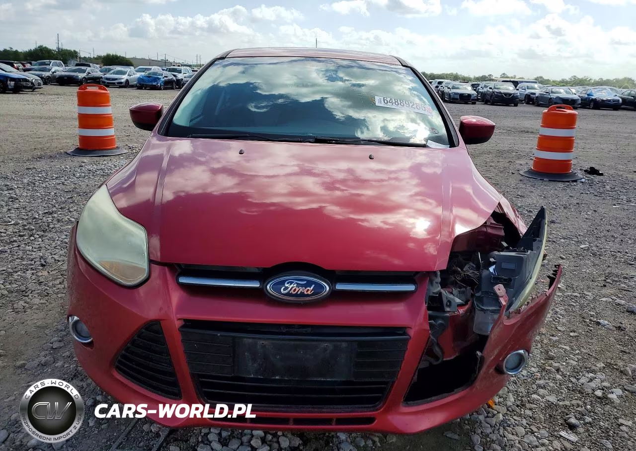 2012 Ford Focus Se VIN:1FAHP3K28CL476181 - 5