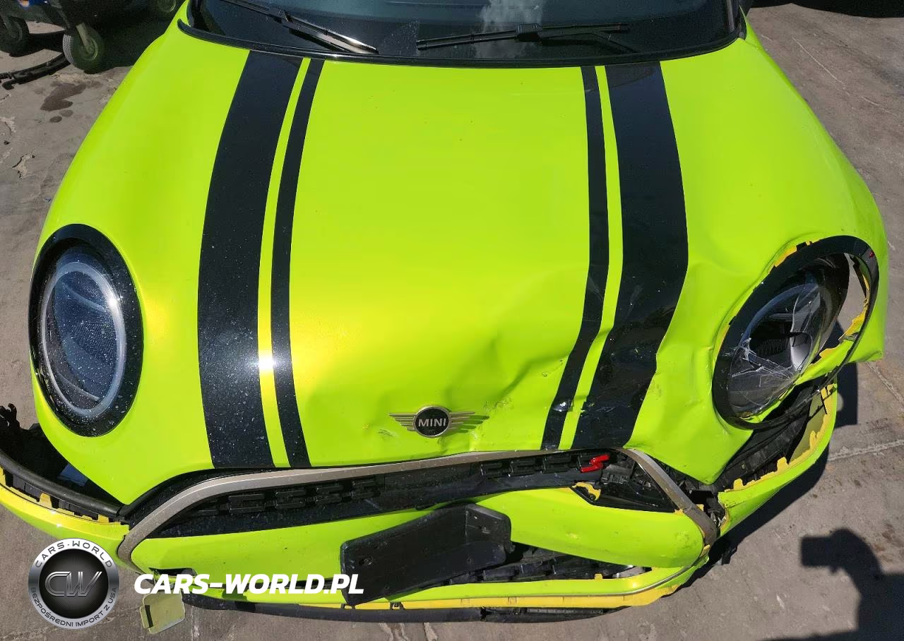 2025 Mini Cooper S VIN:WMW23GD09S2W27772 - 11