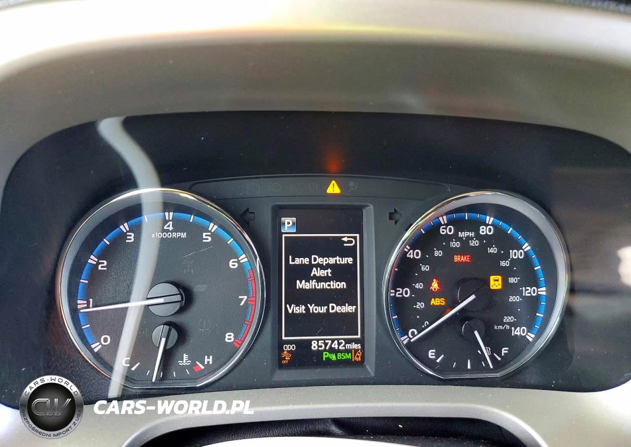 2017 Toyota Rav4 Limited VIN:2T3DFREV3HW569098 - 9