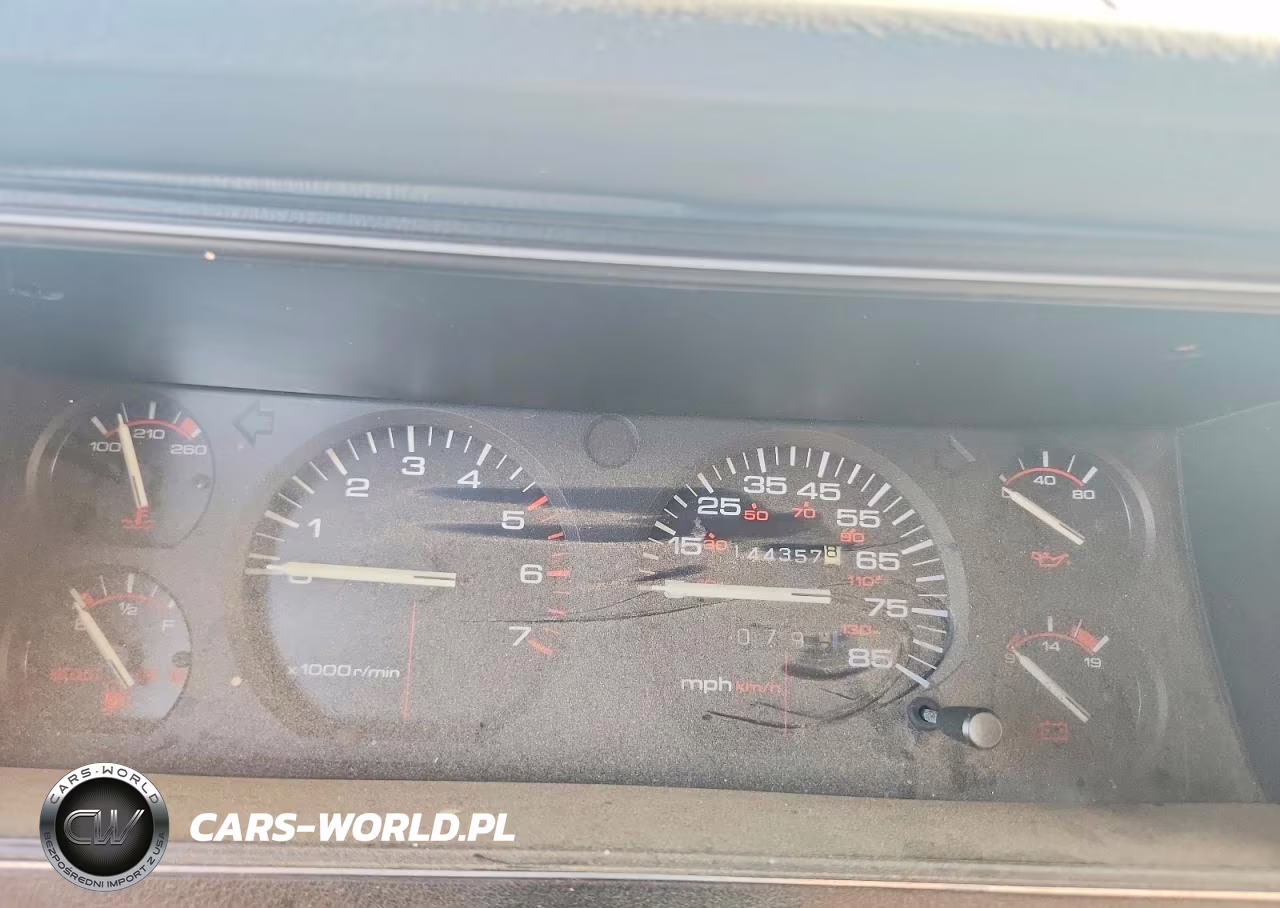 1990 Jeep Cherokee Pioneer VIN:1J4FJ38L5LL279028 - 9