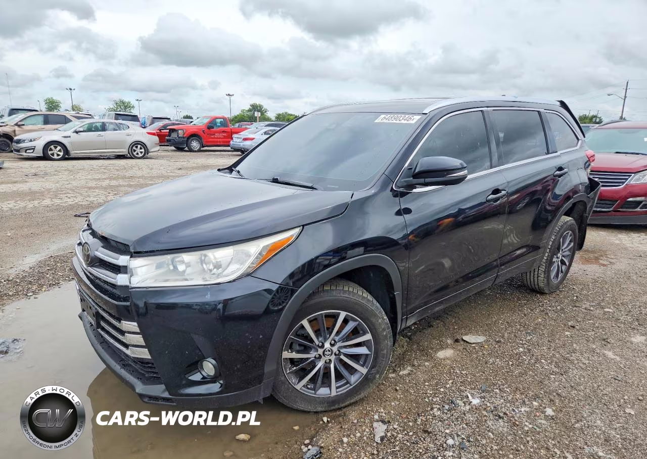 2017 Toyota Highlander Xle VIN:5TDJZRFH9HS449570 - 1
