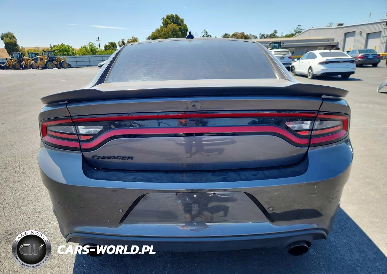 2019 Dodge Charger Scat Pack VIN:2C3CDXGJ5KH530847 - 6