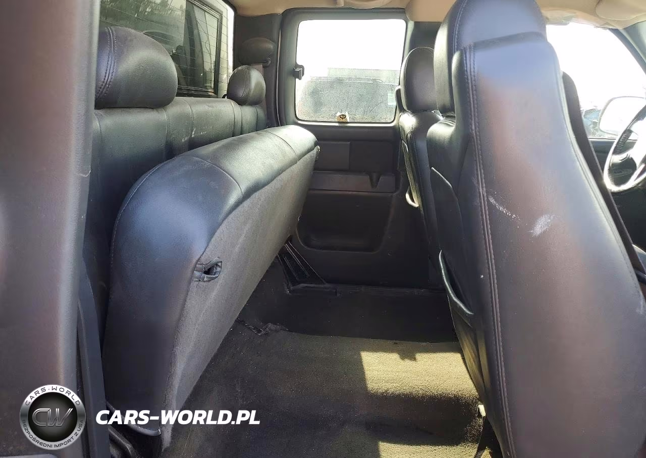 2005 Chevrolet Silverado K1500 VIN:1GCEK19B25E249730 - 10