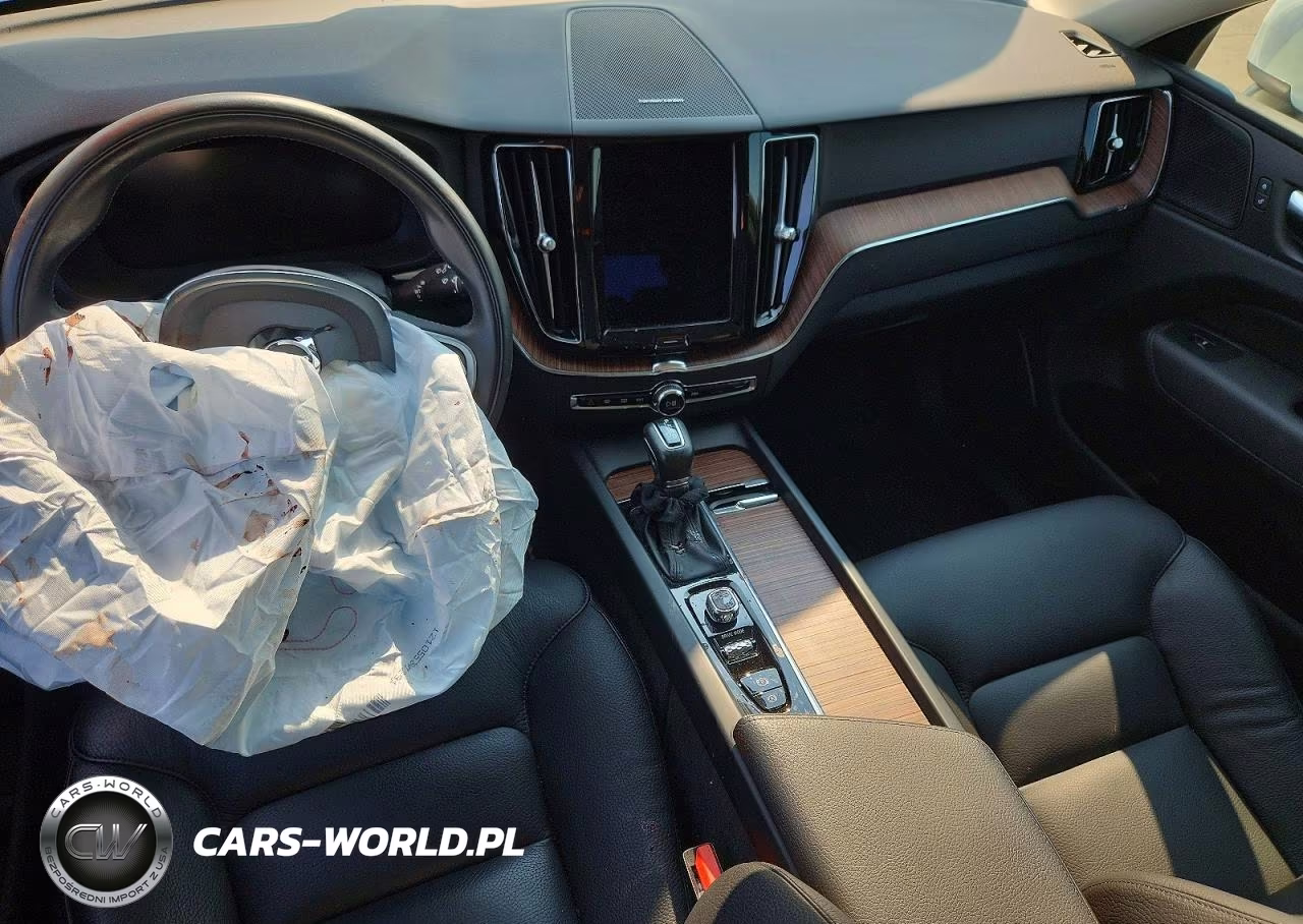 2021 Volvo Xc60 T5 Momentum VIN:YV4102RK2M1820520 - 8