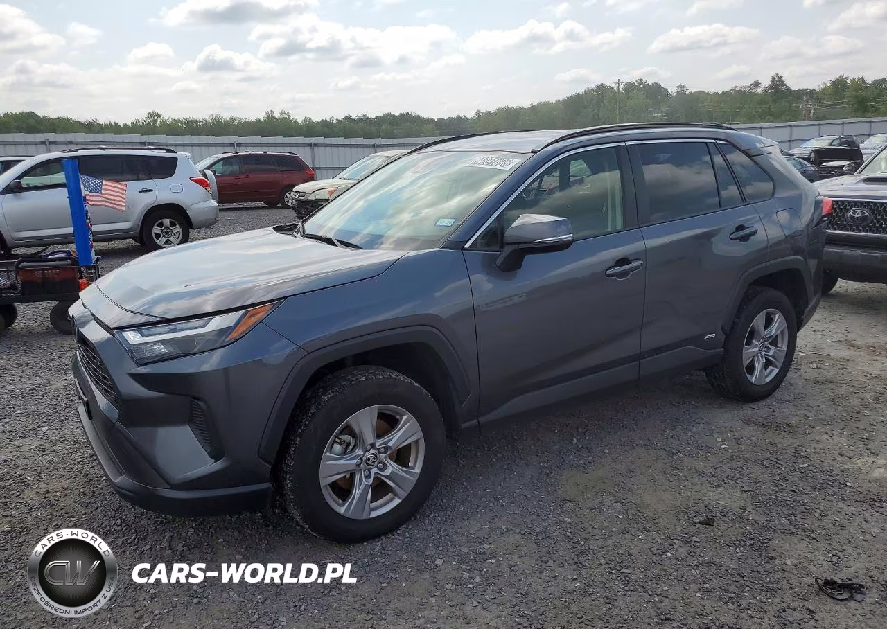 2025 Toyota Rav4 Le – zdjęcie 1 z 13