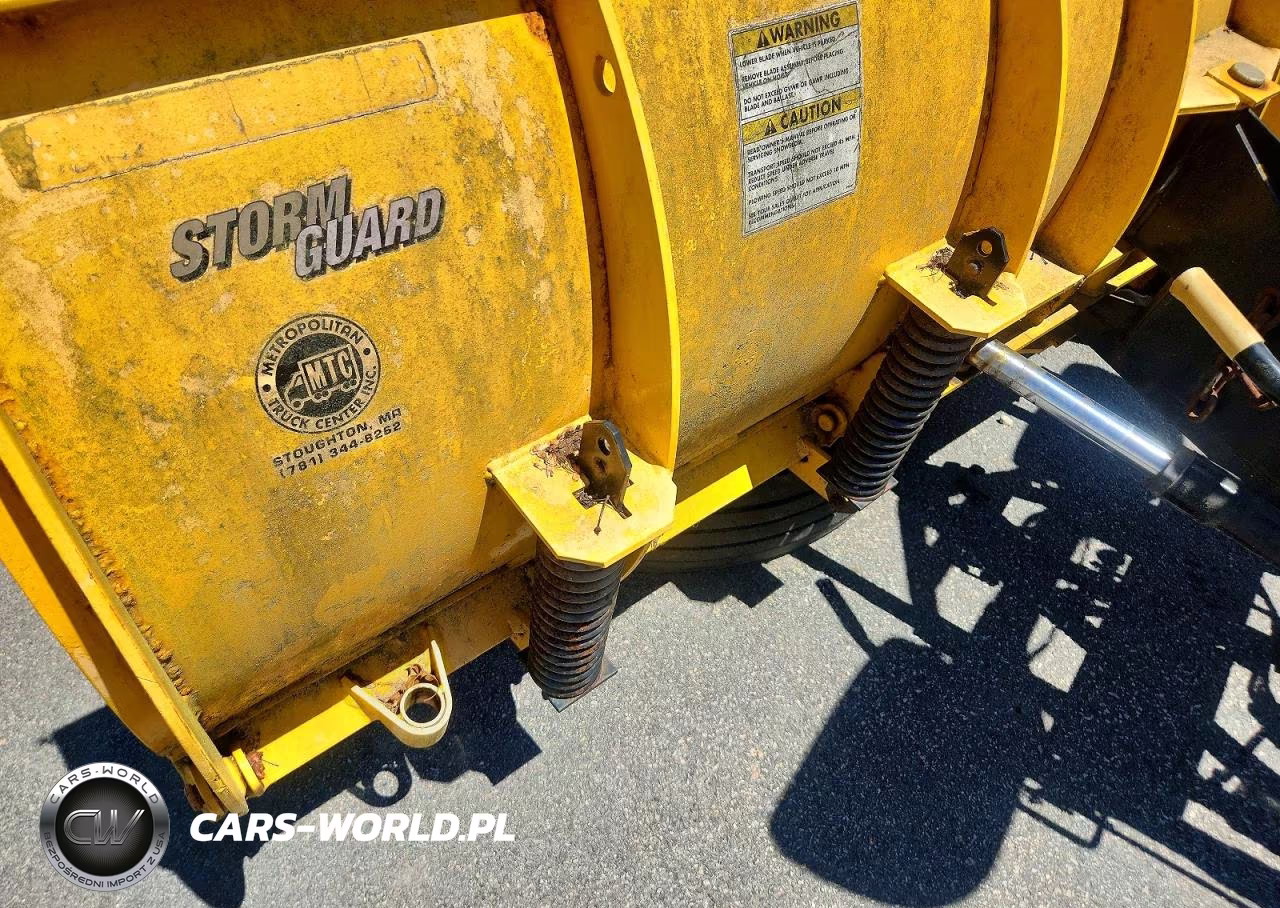 2000 Snow Plow VIN:- - 9