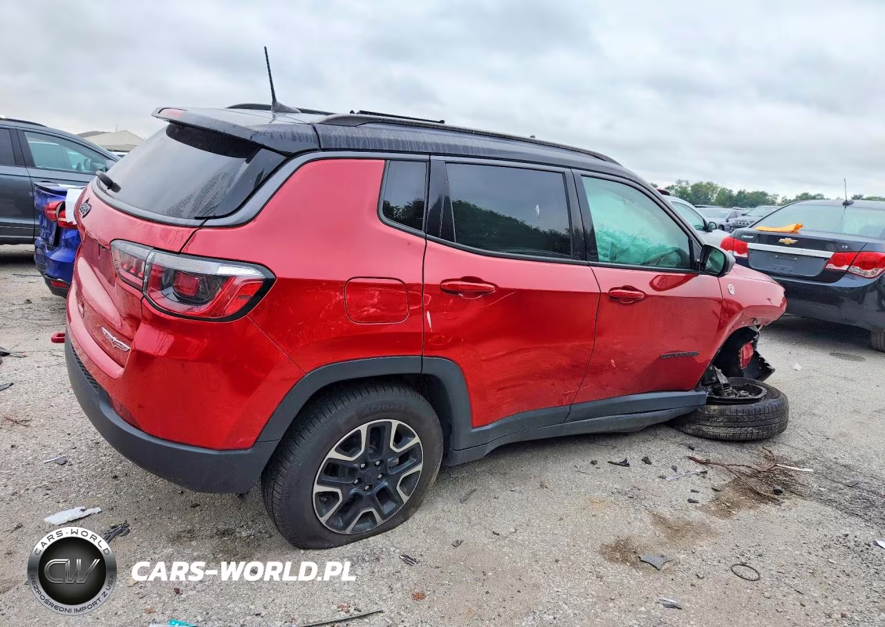 2020 Jeep Compass Trailhawk VIN:3C4NJDDB0LT215343 - 3