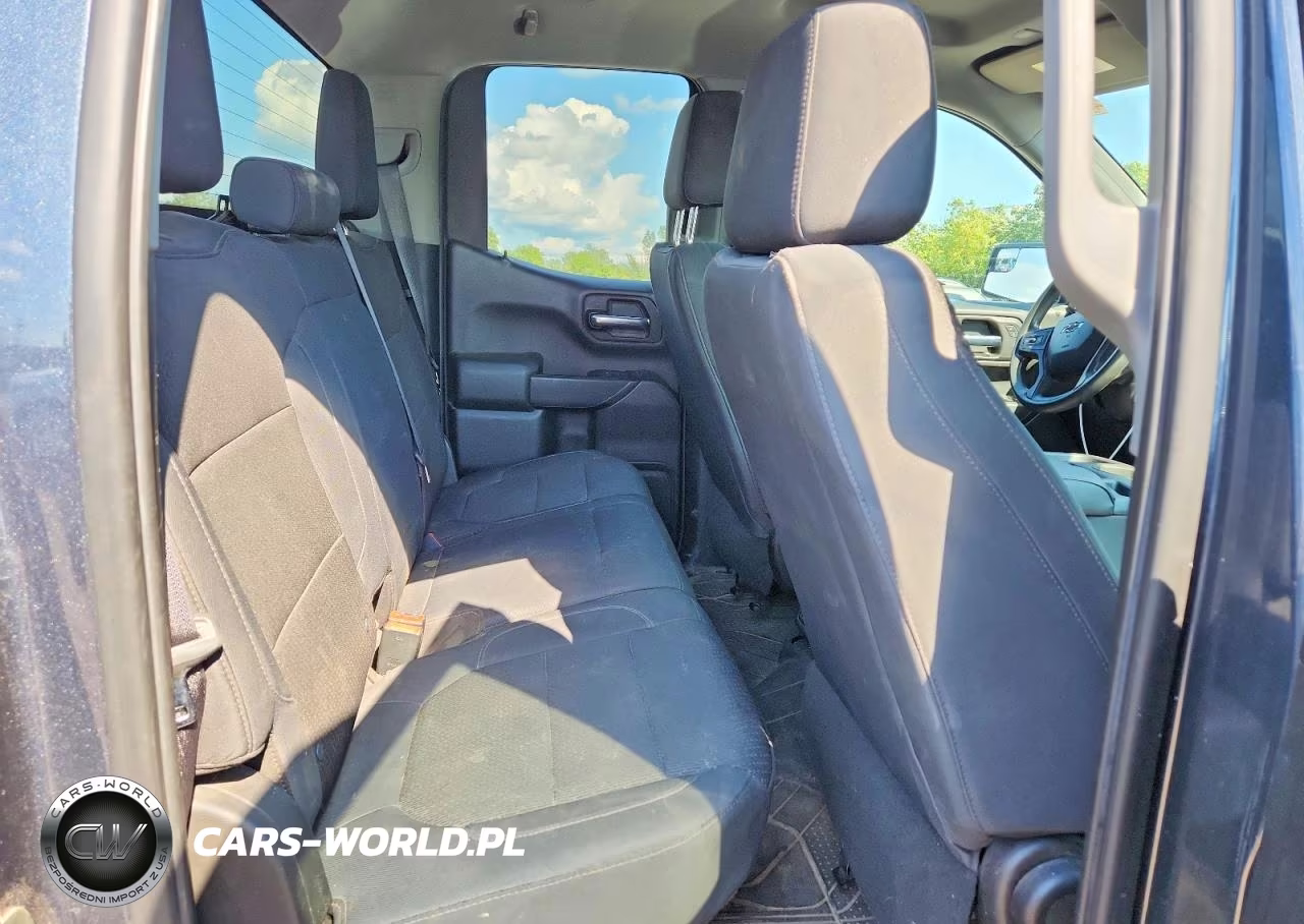 2019 Chevrolet Silverado K1500 Trail Boss Custom VIN:1GCRYCEF2KZ178036 - 10